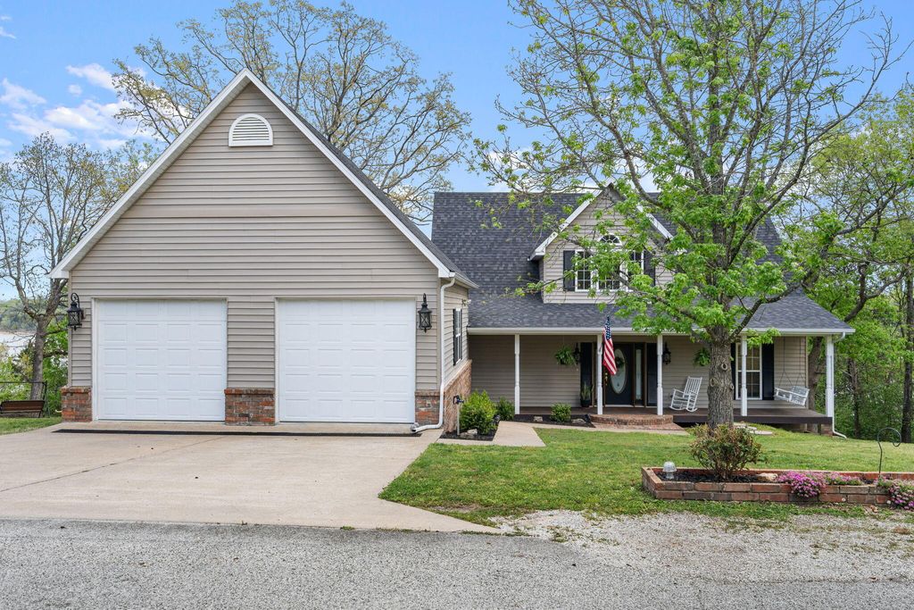 27276 E Lakeview Lane, Eagle Rock, MO 65641