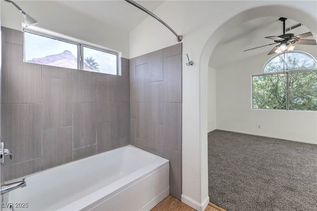 4539 Powell Point Way, North Las Vegas, NV 89031