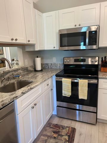 6504 Chasewood Drive H, Jupiter, FL 33458