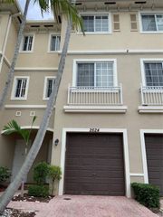 2624 SW 81st Ter 204, Miramar, FL 33025