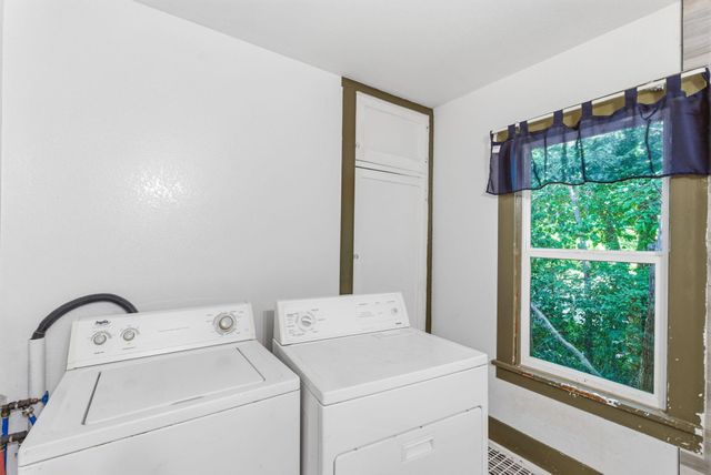 1204 N Oliver Ave, Wichita, KS 67208