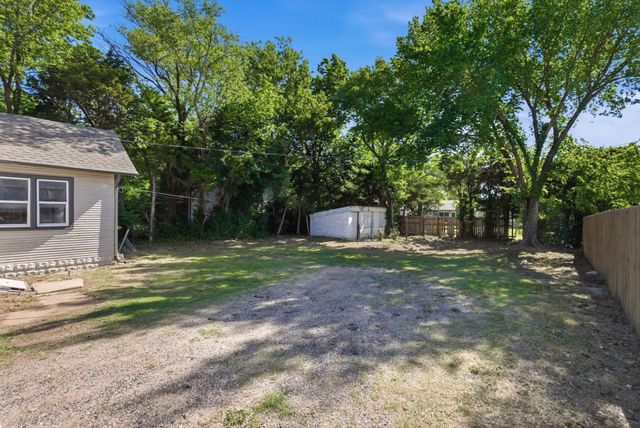 1204 N Oliver Ave, Wichita, KS 67208