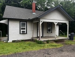 1204 N Oliver Ave, Wichita, KS 67208