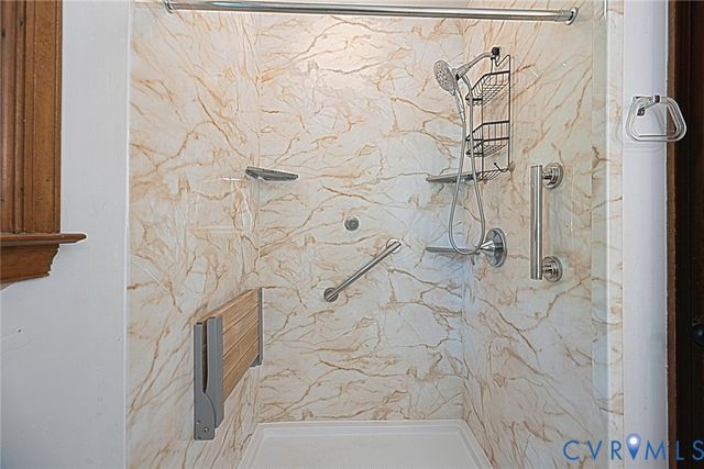 720 Dove Path Ln, Chester, VA 23834
