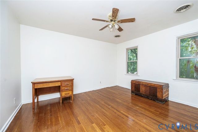 720 Dove Path Ln, Chester, VA 23834