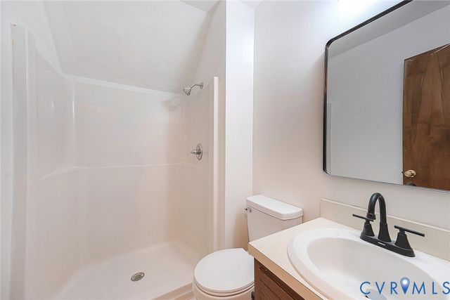 720 Dove Path Ln, Chester, VA 23834