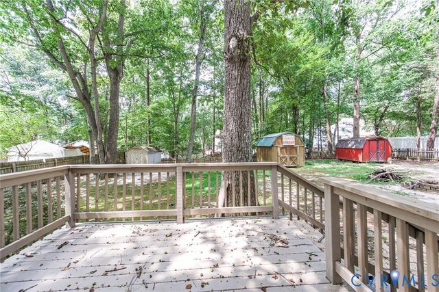 720 Dove Path Ln, Chester, VA 23834