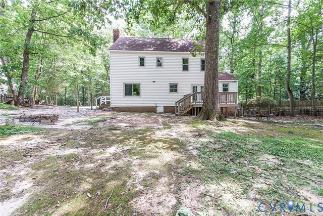 720 Dove Path Ln, Chester, VA 23834