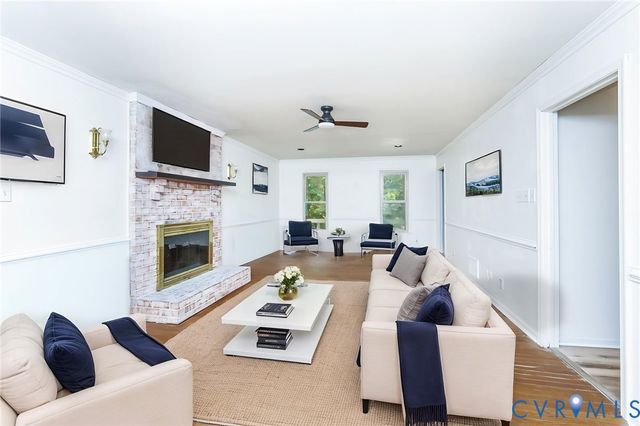 720 Dove Path Ln, Chester, VA 23834
