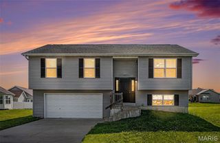 822 Legolas Lane, Wright City, MO 63390