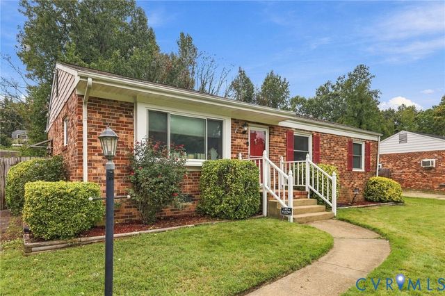 6724 Meadowburm Dr, Chesterfield, VA 23234