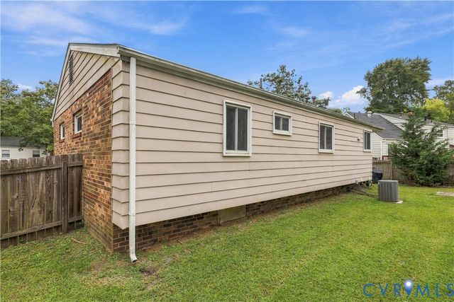 6724 Meadowburm Dr, Chesterfield, VA 23234