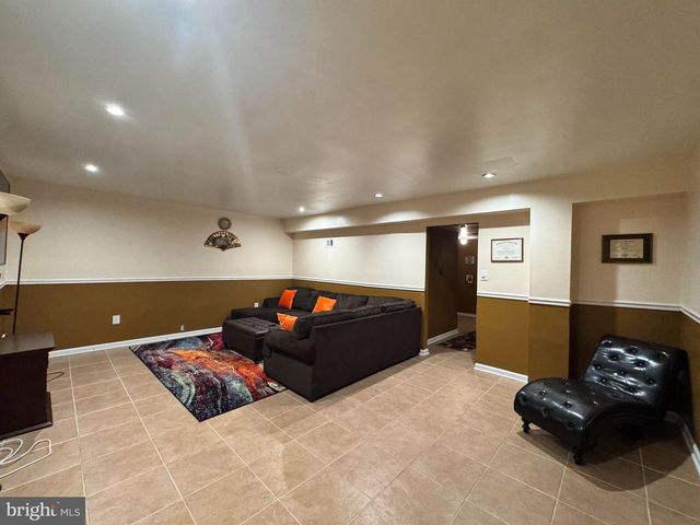 5959 HIL MAR DR, District Heights, MD 20747