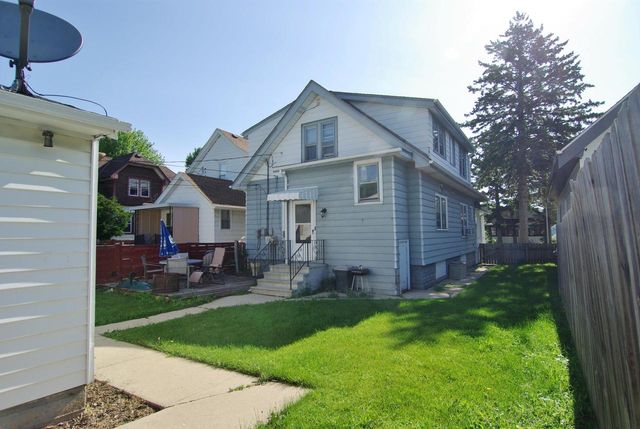 1755 S 73rd STREET, West Milwaukee, WI 53214