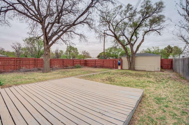 2701 36th Street, Lubbock, TX 79413
