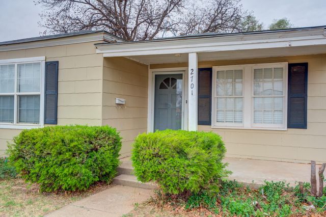 2701 36th Street, Lubbock, TX 79413
