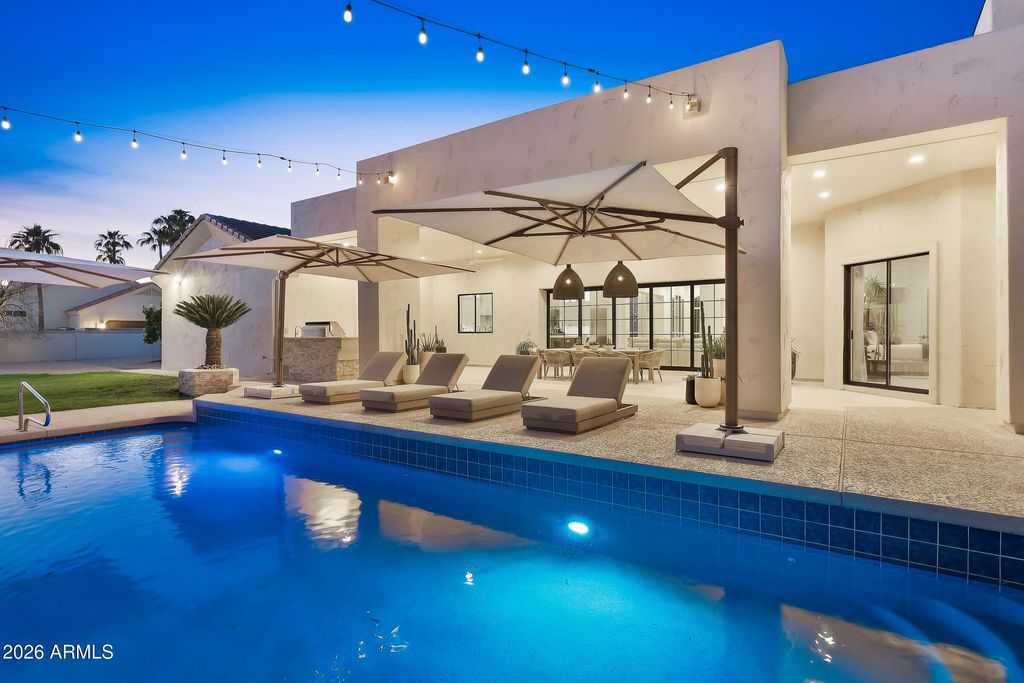8321 E CORRINE Drive, Scottsdale, AZ 85260 — photo 4
