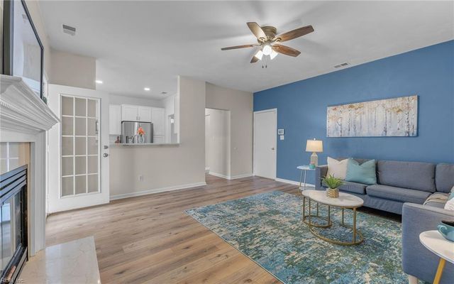 1208 Treeland TER, Chesapeake, VA 23322