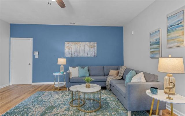 1208 Treeland TER, Chesapeake, VA 23322