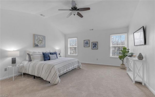 1208 Treeland TER, Chesapeake, VA 23322