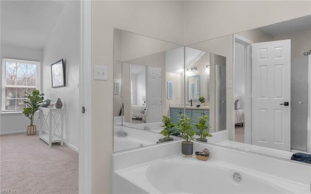 1208 Treeland TER, Chesapeake, VA 23322