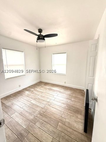 1150 SW 26th Ave 1-2, Fort Lauderdale, FL 33312