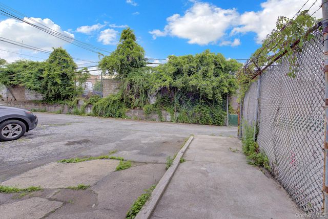 30-36 91st Street, East Elmhurst, NY 11369
