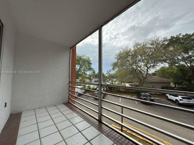 4304 NW 9th Ave 1-2C, Deerfield Beach, FL 33064