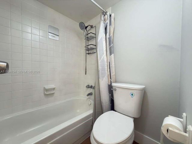 4304 NW 9th Ave 1-2C, Deerfield Beach, FL 33064