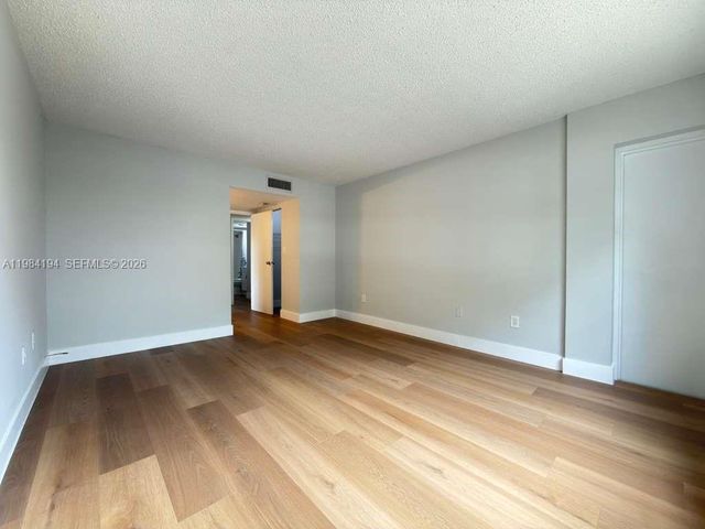 4304 NW 9th Ave 1-2C, Deerfield Beach, FL 33064