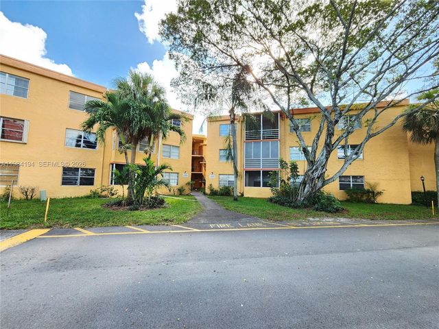 4304 NW 9th Ave 1-2C, Deerfield Beach, FL 33064