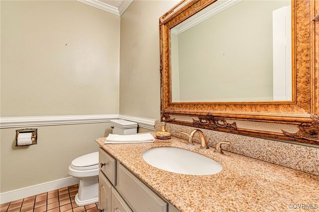 14383 Country Club Dr, Ashland, VA 23005