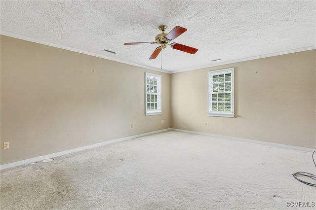 14383 Country Club Dr, Ashland, VA 23005