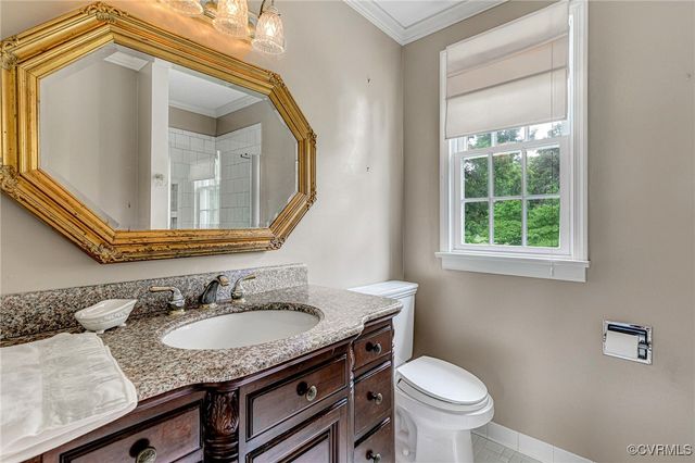 14383 Country Club Dr, Ashland, VA 23005