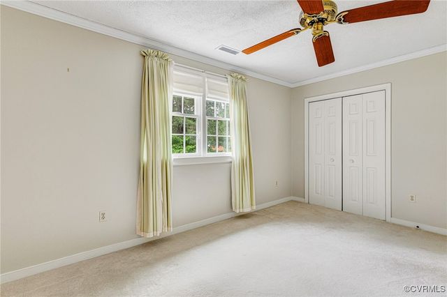 14383 Country Club Dr, Ashland, VA 23005