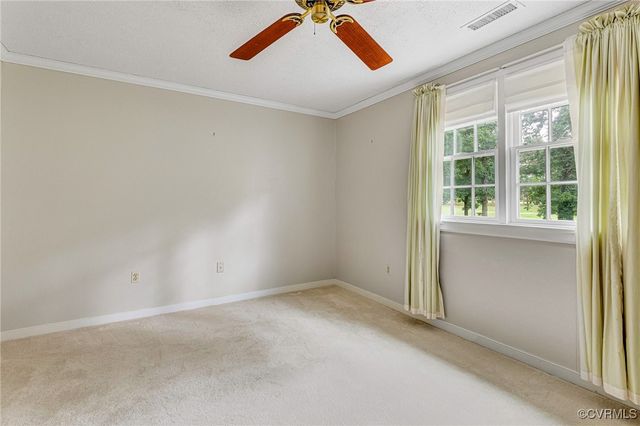 14383 Country Club Dr, Ashland, VA 23005
