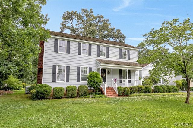 14383 Country Club Dr, Ashland, VA 23005