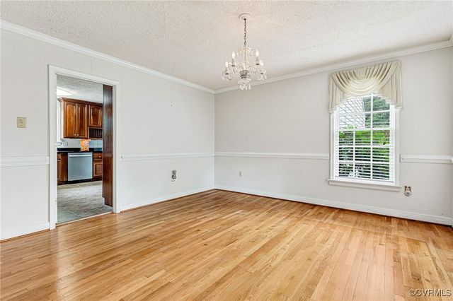 14383 Country Club Dr, Ashland, VA 23005