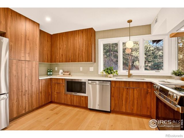 1138 Timber Lane, Boulder, CO 80304