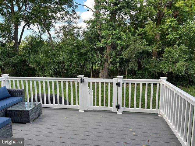 582 CORK CIR, West Chester, PA 19380