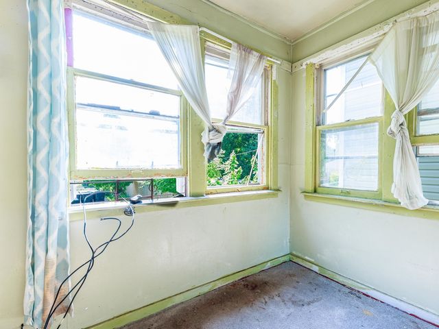 5225 S Wood Street, Chicago, IL 60609