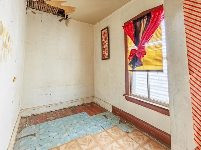 5225 S Wood Street, Chicago, IL 60609