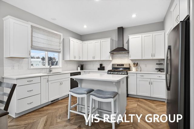 12965 Pine Glen Drive, Grand Haven Twp, MI 49417