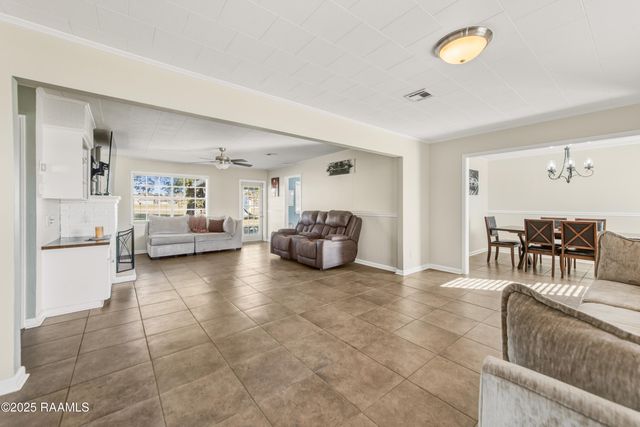 1122 Dugas Road, Lafayette, LA 70507