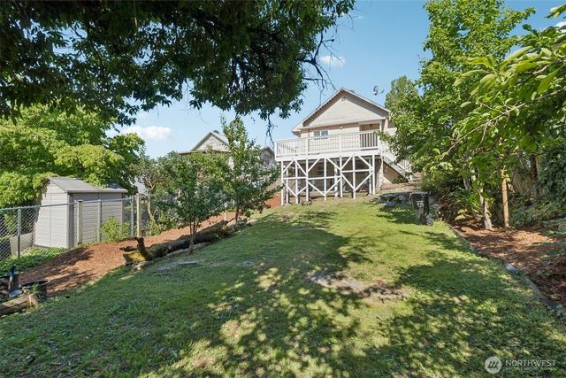 9623 54th Avenue S, Seattle, WA 98118