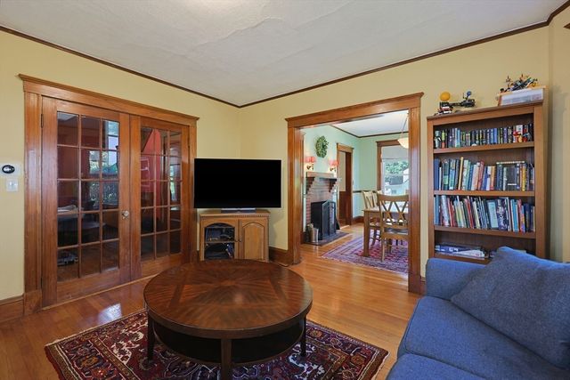 412 Neponset St, Canton, MA 02021