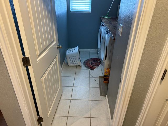 351 Wincliff DR, Buda, TX 78610