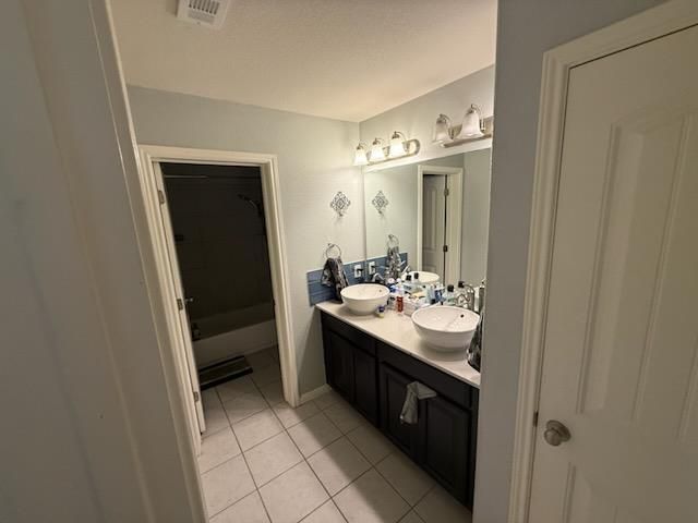 351 Wincliff DR, Buda, TX 78610