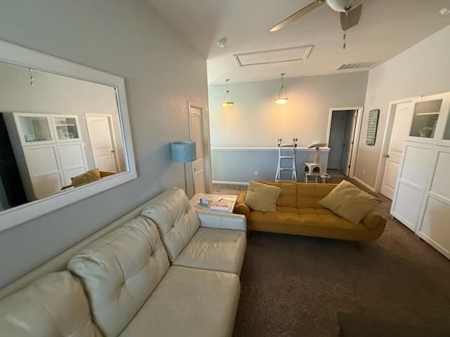 351 Wincliff DR, Buda, TX 78610