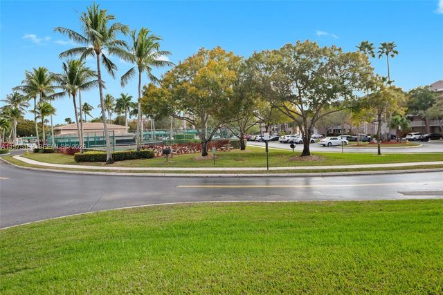 7727 Southampton Ter 303, Tamarac, FL 33321